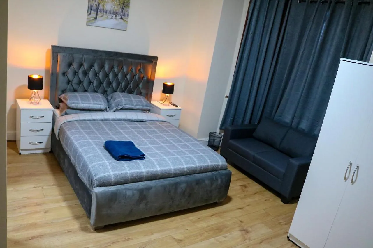 Guest house Desire Residence London